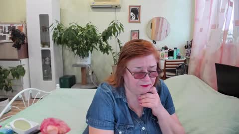 Flowerlower online show from October 29, 2025, 6:48 am