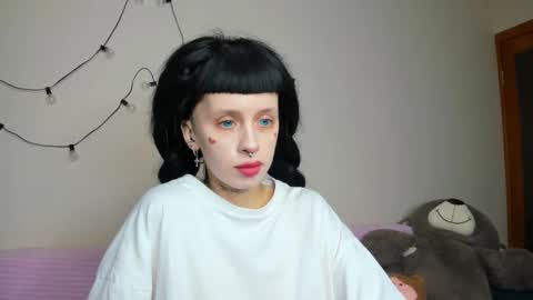 Snapshot of flowerofsin2001 chatting on September 12, 2025, 12:38 pm Flower online show from September 12, 2025, 12:38 pm