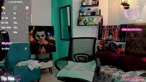 flowers109 online show from November 18, 2025, 11:15 pm