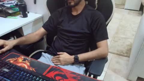 Snapshot of flowthefun chatting on June 24, 2026, 9:36 pm flowthefun online show from June 24, 2026, 9:36 pm