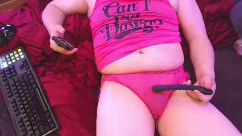 flufferbutt2 online show from July 7, 2026, 8:02 pm