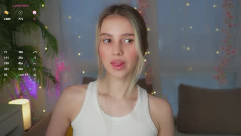 Adeline online show from January 11, 2025, 7:49 am