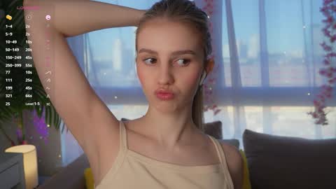 Adeline online show from January 21, 2025, 8:52 am