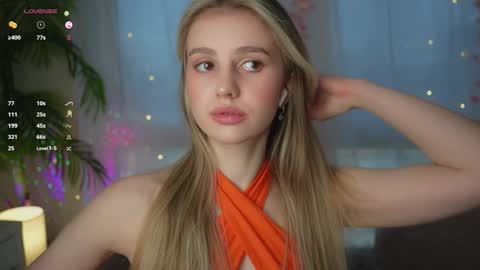 Adeline online show from January 28, 2025, 8:04 am