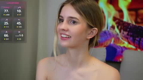 Adeline online show from December 4, 2025, 6:16 pm