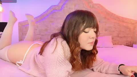 Snapshot of fluffy_bubble21 chatting on May 6, 2026, 4:52 am FLUFFY BUBBLE online show from May 6, 2026, 4:52 am