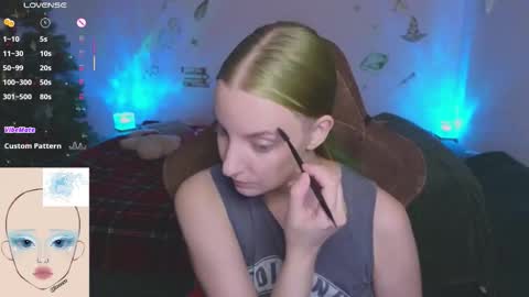 Agatha online show from December 4, 2025, 8:12 am