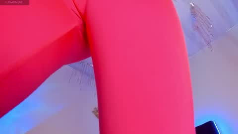 Snapshot of flylia_ chatting on September 27, 2025, 10:37 pm lia online show from September 27, 2025, 10:37 pm