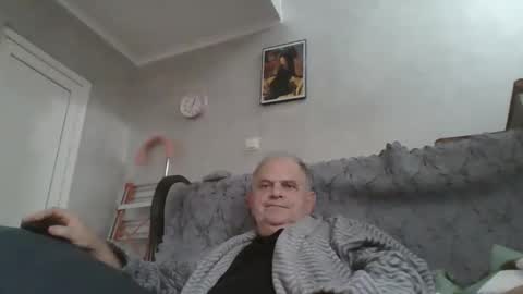 fofodi online show from October 27, 2025, 8:29 am