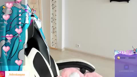 Snapshot of folinskaayaa chatting on February 12, 2025, 5:37 am folinskaayaa online show from February 12, 2025, 5:37 am