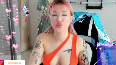 Snapshot of folinskaayaa chatting on February 15, 2025, 4:25 am folinskaayaa online show from February 15, 2025, 4:25 am