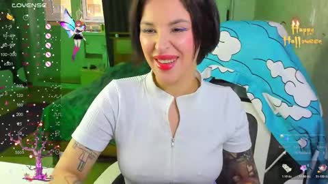 Snapshot of folinskaayaa chatting on November 5, 2025, 5:29 am folinskaayaa online show from November 5, 2025, 5:29 am