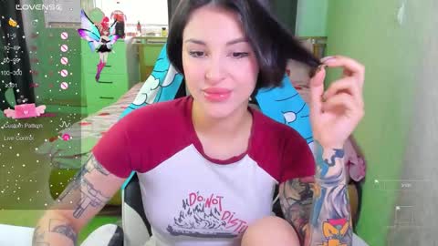 Snapshot of folinskaayaa chatting on December 2, 2025, 6:08 am folinskaayaa online show from December 2, 2025, 6:08 am