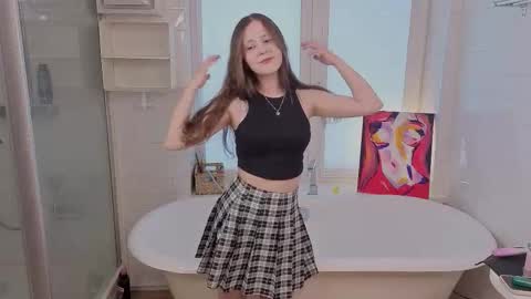 Snapshot of fondawollyung chatting on February 12, 2026, 5:35 am Mery online show from February 12, 2026, 5:35 am