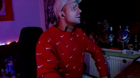 Hard2DaCore22 online show from September 27, 2025, 1:43 am