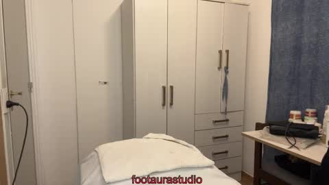 Snapshot of footaurastudio chatting on March 1, 2026, 2:46 am footaurastudio online show from March 1, 2026, 2:46 am