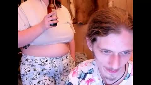 Forest Royalty online show from October 10, 2025, 2:54 am