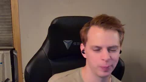 forever_broken online show from January 15, 2025, 4:25 am