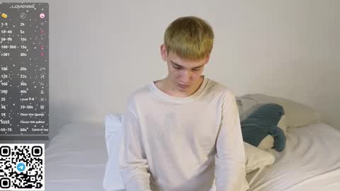 forever_eren online show from February 11, 2026, 6:02 pm