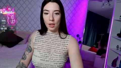 Snapshot of foryoureyesonly__ chatting on May 23, 2026, 1:00 am Lily online show from May 23, 2026, 1:00 am