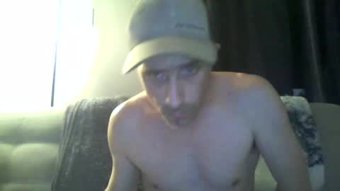 fouraide42 online show from December 12, 2024, 6:25 am