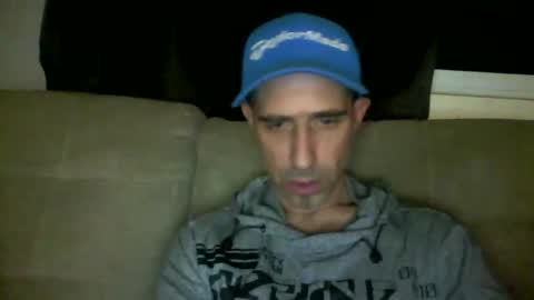 fouraide42 online show from April 18, 2026, 1:42 am