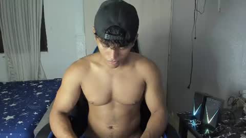 Snapshot of fox_evans chatting on July 21, 2026, 5:21 am Fox online show from July 21, 2026, 5:21 am