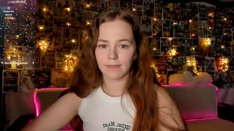 Snapshot of fox_lisaaa chatting on January 9, 2026, 6:21 pm Lisa online show from January 9, 2026, 6:21 pm