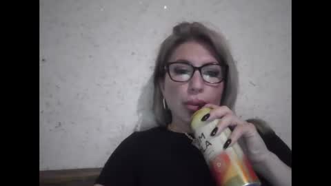 fox_red_lady7 online show from March 16, 2026, 7:29 pm