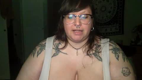 Snapshot of foxdarling96 chatting on June 23, 2026, 1:14 am foxdarling96 online show from June 23, 2026, 1:14 am