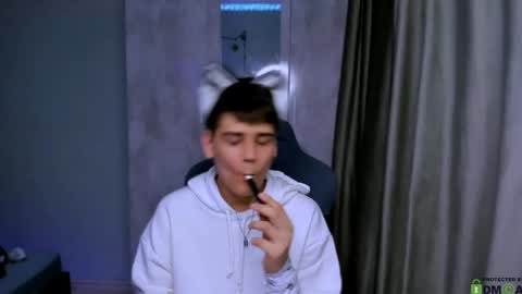 Foxicfu online show from February 10, 2025, 12:50 pm