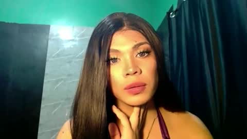 Snapshot of foxli_xx chatting on May 17, 2026, 11:56 pm KITTY online show from May 17, 2026, 11:56 pm