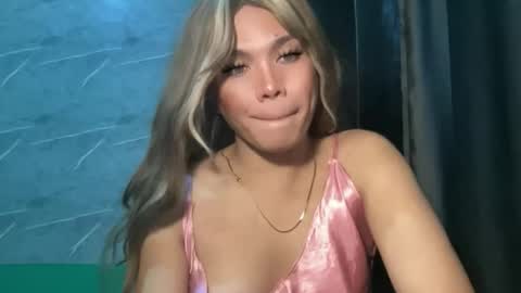 Snapshot of foxli_xx chatting on June 11, 2026, 12:32 am KITTY online show from June 11, 2026, 12:32 am