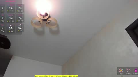Snapshot of foxx_giirl chatting on April 26, 2026, 4:54 am Foxx online show from April 26, 2026, 4:54 am