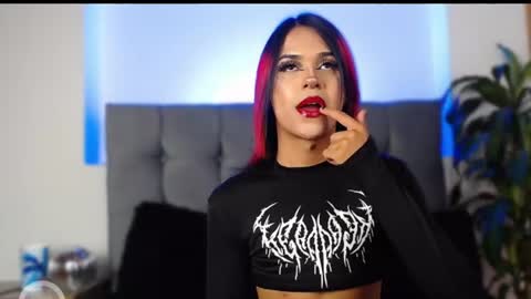 Snapshot of foxxy_angel chatting on June 22, 2026, 7:00 pm Santi online show from June 22, 2026, 7:00 pm