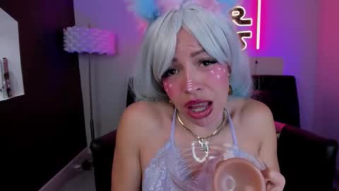 Snapshot of foxy_evans chatting on February 10, 2026, 6:23 pm Miss Evans online show from February 10, 2026, 6:23 pm