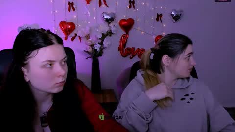 Snapshot of foxy_tease_ chatting on February 15, 2026, 8:38 pm foxy_tease_ online show from February 15, 2026, 8:38 pm