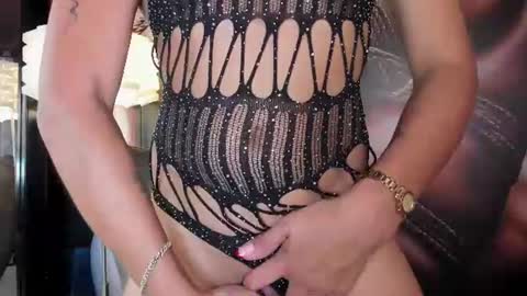 Snapshot of foxy_vilma chatting on July 2, 2026, 6:14 pm Miss Vilma online show from July 2, 2026, 6:14 pm