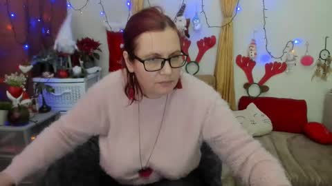 Snapshot of foxydesiree chatting on December 31, 2024, 6:57 pm foxydesiree online show from December 31, 2024, 6:57 pm