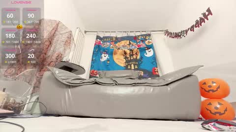 Snapshot of foxyiyi chatting on October 25, 2025, 12:02 pm yiyi online show from October 25, 2025, 12:02 pm