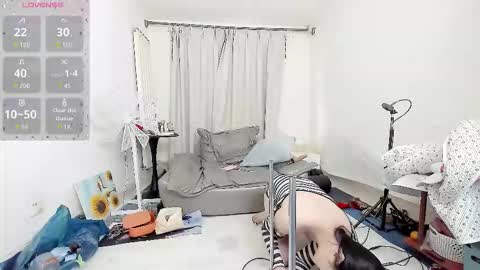 Snapshot of foxyiyi chatting on November 20, 2025, 8:14 am yiyi online show from November 20, 2025, 8:14 am