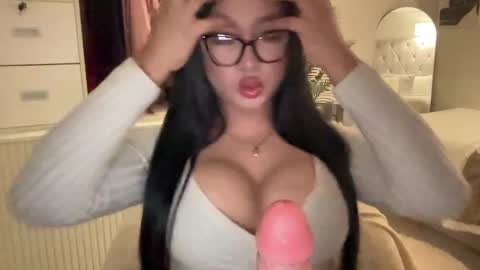 Snapshot of foxyluscious chatting on February 23, 2025, 10:09 pm Ms Celeste Anne online show from February 23, 2025, 10:09 pm