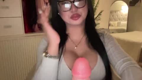 Snapshot of foxyluscious chatting on March 9, 2025, 3:01 am Ms Celeste Anne online show from March 9, 2025, 3:01 am