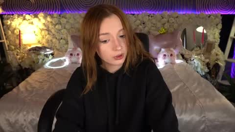 Maya online show from April 15, 2026, 2:02 pm