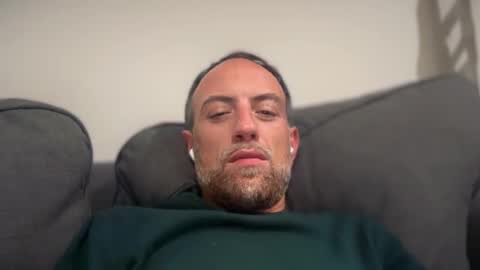 Snapshot of fra___ chatting on November 17, 2025, 11:32 pm fra___ online show from November 17, 2025, 11:32 pm