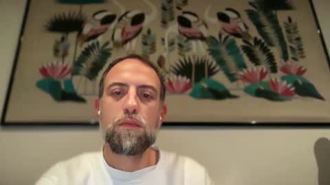 Snapshot of fra___ chatting on December 16, 2025, 5:40 pm fra___ online show from December 16, 2025, 5:40 pm