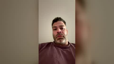 Snapshot of fran198900 chatting on March 2, 2026, 8:32 am franciscopr online show from March 2, 2026, 8:32 am