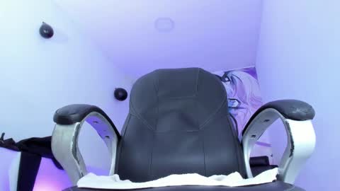 Fran online show from February 20, 2025, 7:34 am