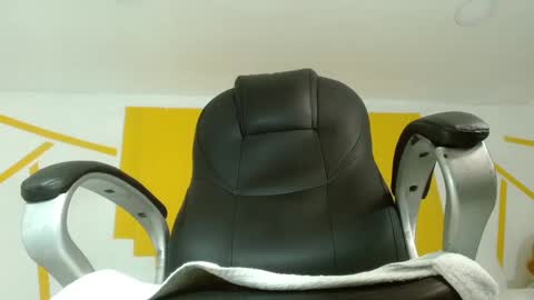 Fran online show from February 28, 2025, 9:44 pm