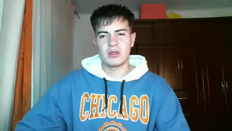 franccesco_699 online show from December 17, 2024, 1:29 am